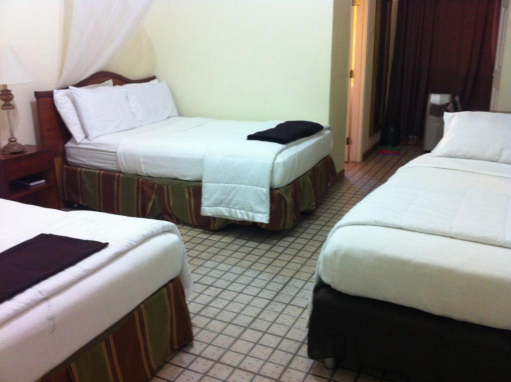 Executive Airport Hotel Entebbe Cameră foto